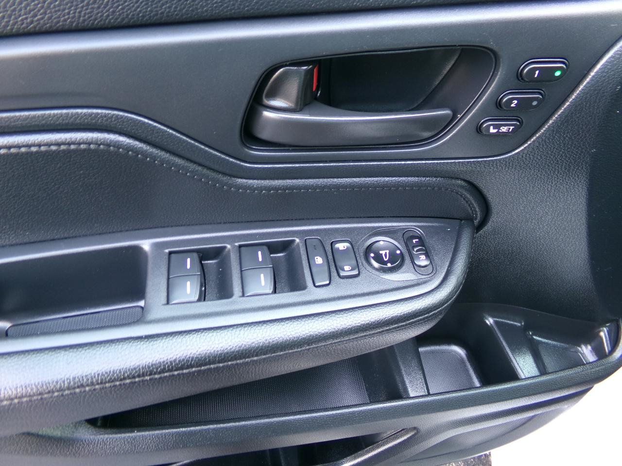 Used 2023 Honda Odyssey Sport image 14