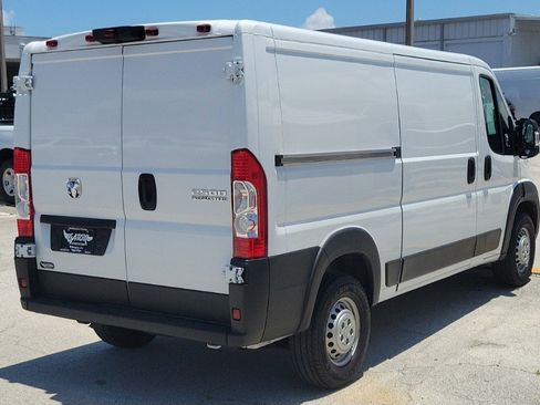 Used 2025 RAM 2500 Tradesman AWD/4WD image 4