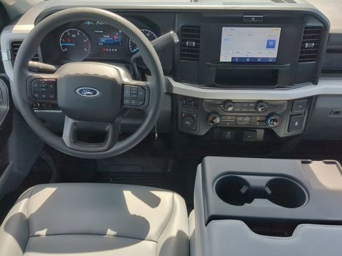 New 2026 Ford F350 XL w/ XL Chrome Package image 53