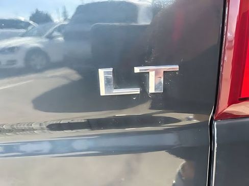 Used 2019 Chevrolet Silverado 1500 LT Trail Boss AWD/4WD image 14