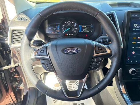 Used 2024 Ford Edge Titanium AWD/4WD image 17