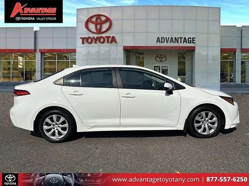 Used 2020 Toyota Corolla LE image 5