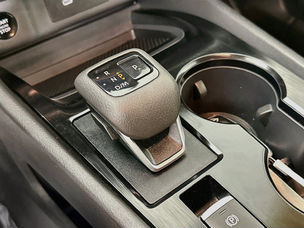 Certified 2025 Nissan Rogue SV AWD/4WD image 23