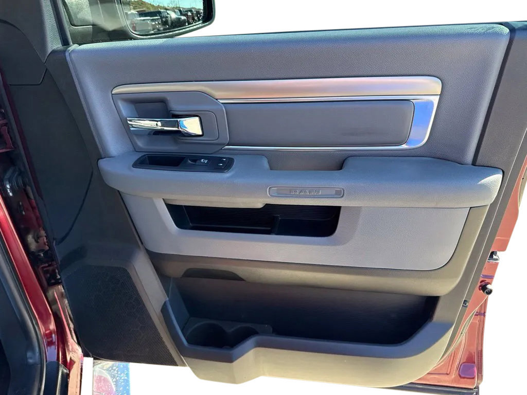 Used 2016 RAM 1500 Big Horn AWD/4WD image 14
