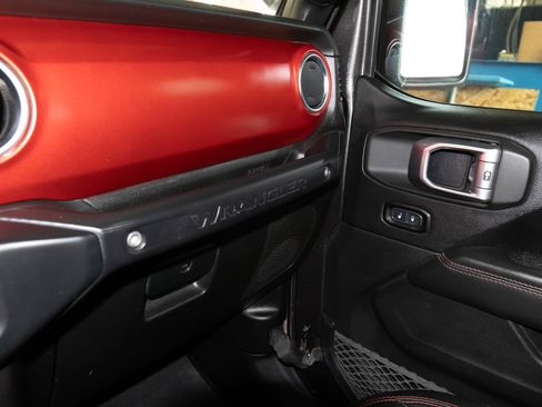 Used 2020 Jeep Wrangler Unlimited Rubicon image 26