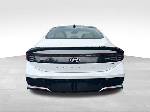 New 2026 Hyundai Sonata Limited FWD image 4