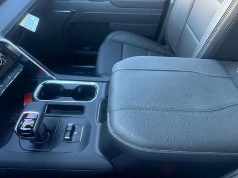 New 2026 GMC Sierra 1500 Denali w/ Denali Reserve Package image 23