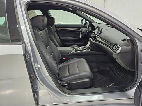 Used 2022 Honda Accord Sport image 7