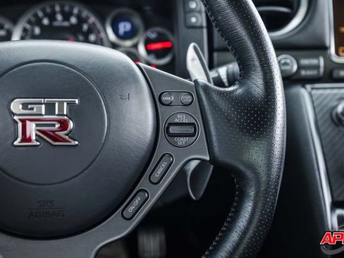 Used 2013 Nissan GT-R Premium AWD/4WD image 67