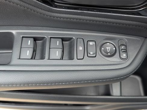 Used 2025 Honda Odyssey Touring image 18