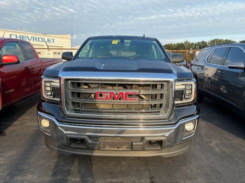 Used 2015 GMC Sierra 1500 SLE w/ SLE Value Package AWD/4WD image 2