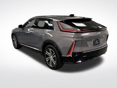 New 2026 Cadillac Lyriq Premium Luxury w/ LPO, Floor Liner Package image 15