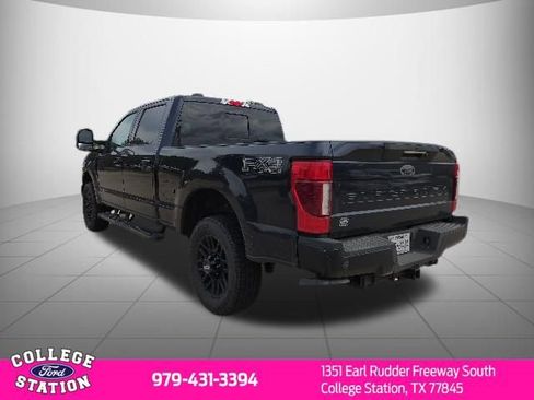 Used 2022 Ford F250 Lariat w/ Black Appearance Package AWD/4WD image 7