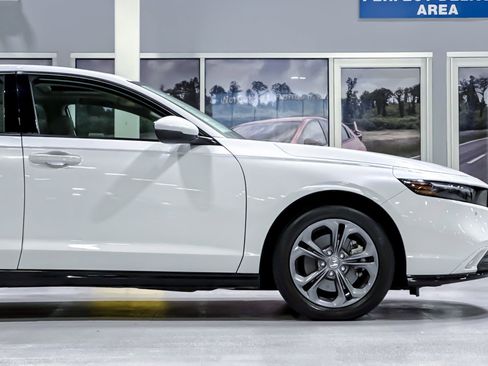 Used 2024 Honda Accord EX-L image 33