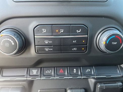Used 2022 Chevrolet Silverado 2500 Custom w/ Gooseneck/5TH Wheel Package AWD/4WD image 20