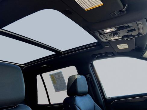 Used 2023 Chevrolet Tahoe LT w/ LT Signature Plus Package image 19