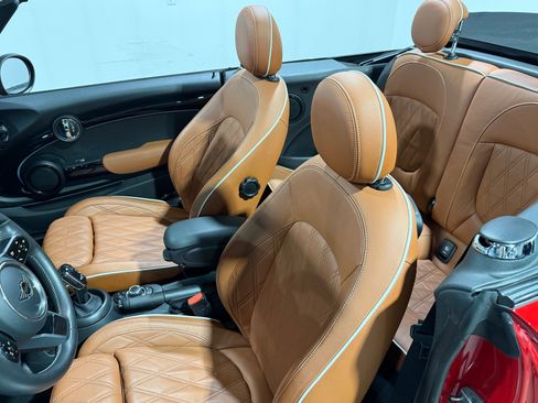 Used 2023 MINI Cooper S w/ Signature Upholstery Package image 35