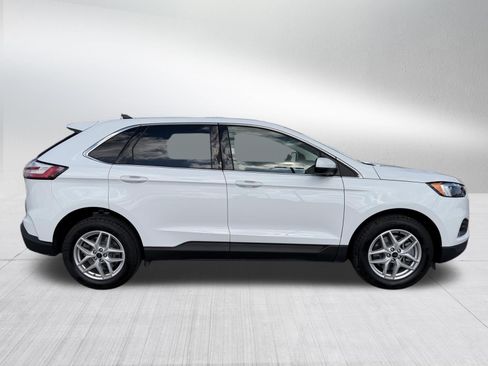 Certified 2024 Ford Edge SEL w/ Convenience Package AWD/4WD image 8