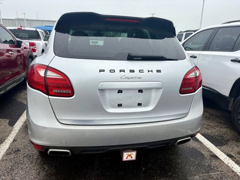 Used 2011 Porsche Cayenne AWD/4WD image 6