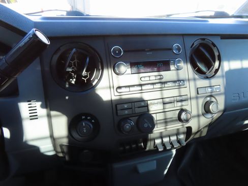 Used 2015 Ford F350 XL image 24