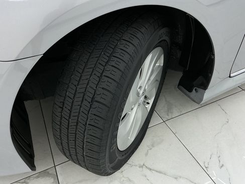 Used 2015 Hyundai Sonata Hybrid FWD image 38