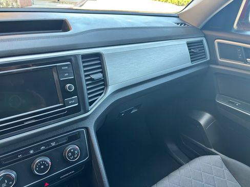 Used 2018 Volkswagen Atlas S image 18