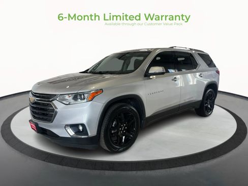 Used 2021 Chevrolet Traverse LT AWD/4WD image 3