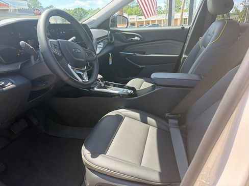 New 2026 Chevrolet Trax ACTIV w/ Driver Confidence Package FWD image 9