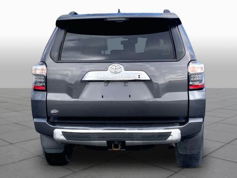 Used 2021 Toyota 4Runner TRD Off-Road Premium AWD/4WD image 8