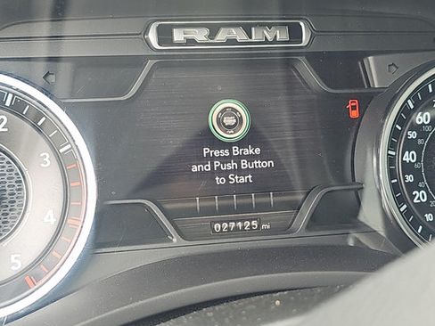 Used 2021 RAM 3500 Laramie w/ Night Edition AWD/4WD image 4