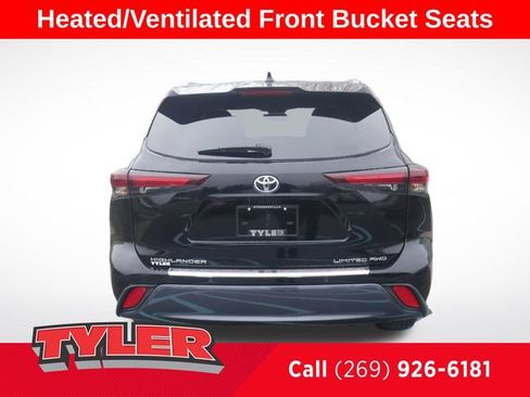 Used 2024 Toyota Highlander Limited AWD/4WD image 7