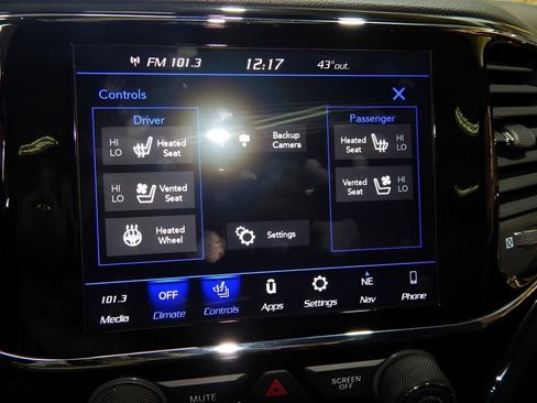 Used 2020 Jeep Grand Cherokee SRT image 22