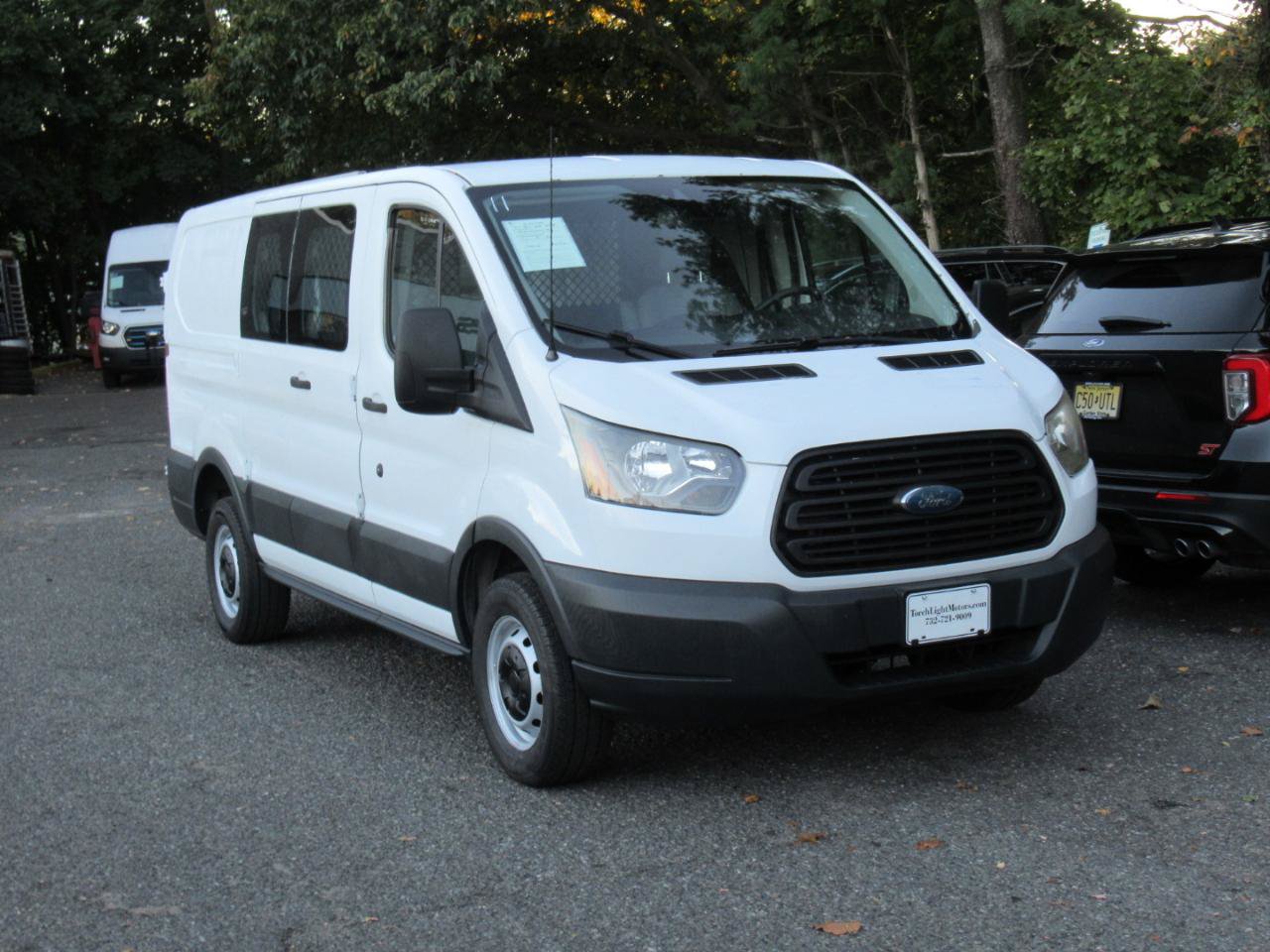 Used 2018 Ford Transit 250 130 Low Roof RWD image 8