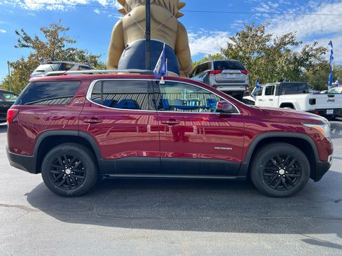 Used 2018 GMC Acadia SLT image 7