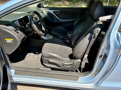 Used 2013 Hyundai Elantra SE image 8