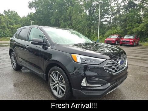 Used 2024 Ford Edge Titanium w/ Equipment Group 301A AWD/4WD image 12