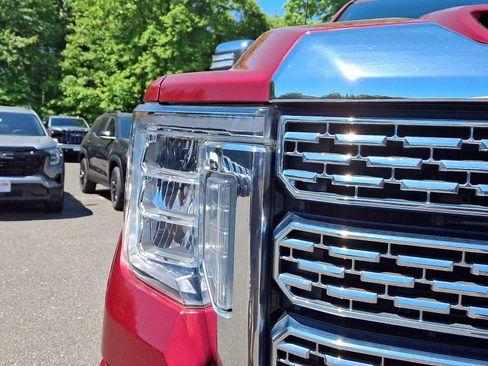 Used 2020 GMC Sierra 2500 Denali w/ Denali Ultimate Package AWD/4WD image 10