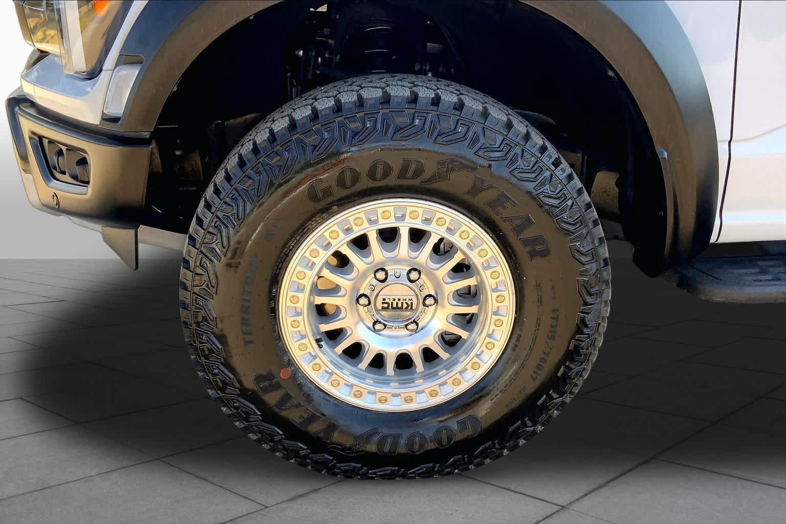 Certified 2025 Ford F150 Raptor AWD/4WD image 11