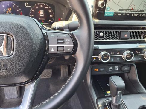 Used 2024 Honda Civic Touring image 11