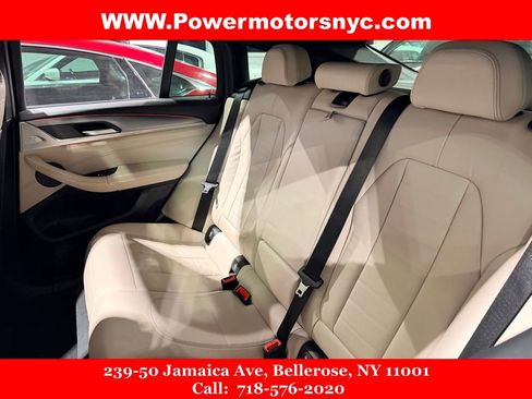 Used 2019 BMW X4 xDrive30i w/ Executive Package image 18