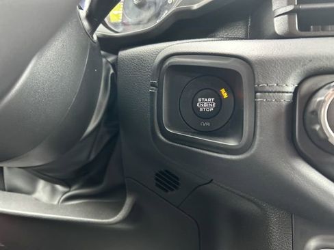 Used 2025 Jeep Wrangler Unlimited Sahara w/ Safety Group image 49