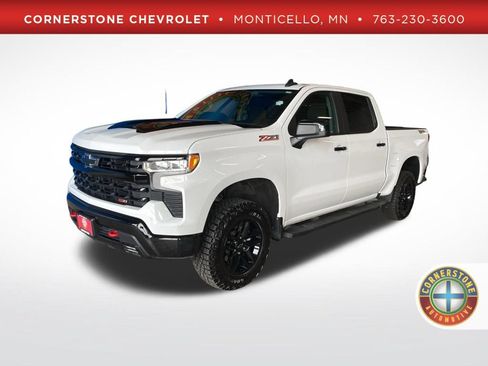 Used 2024 Chevrolet Silverado 1500 LT Trail Boss w/ Protection Package AWD/4WD image 1