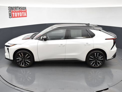 Certified 2026 Toyota bZ AWD/4WD image 28