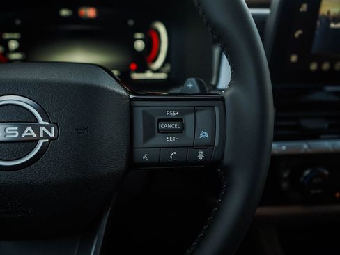 New 2026 Nissan Pathfinder Platinum AWD/4WD image 23