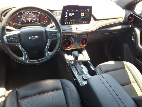 Certified 2025 Chevrolet Blazer RS FWD image 23