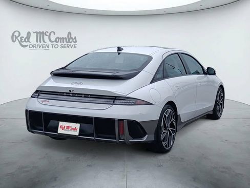Used 2024 Hyundai Ioniq 6 Limited RWD image 5