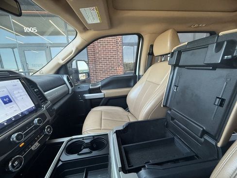 Used 2022 Ford F250 Lariat w/ FX4 Off-Road Package AWD/4WD image 26