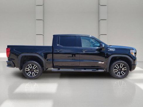 Used 2020 GMC Sierra 1500 AT4 w/ AT4 Premium Package AWD/4WD image 4