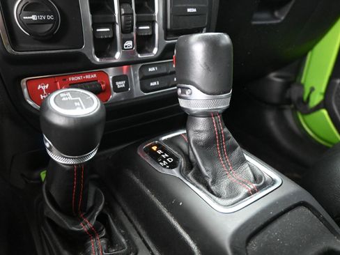 Used 2019 Jeep Wrangler Unlimited Rubicon image 15