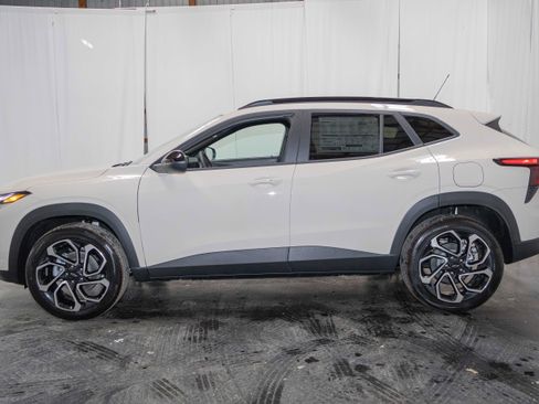 New 2026 Chevrolet Trax RS w/ Driver Confidence Package image 5